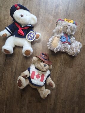 Brass Button Bears Vintage Jointed Plush Bears